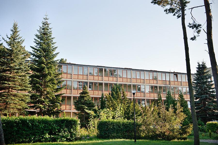 Osrodek Rehabilitacyjno-Wypoczynkowy Fama-Sta Hotel Mrzezyno Exterior photo